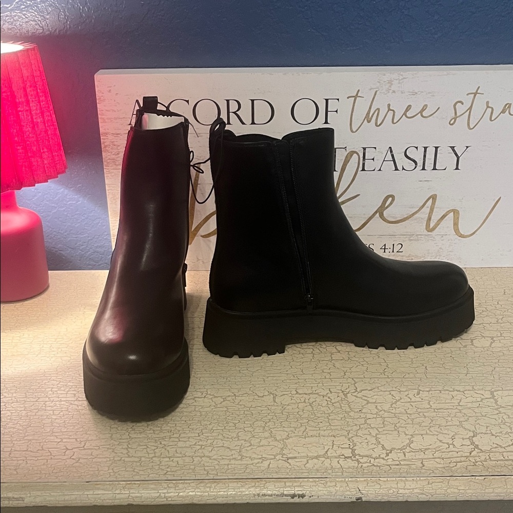 Arizona Jean Company Black Combat Boots new with tags - Picture 2 of 8